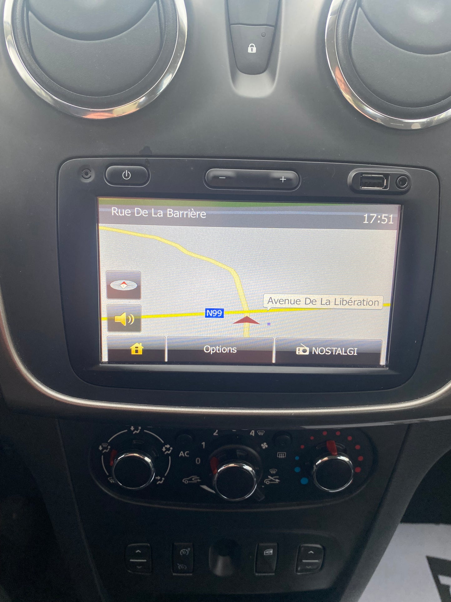 DACIA SANDERO 1500DCi