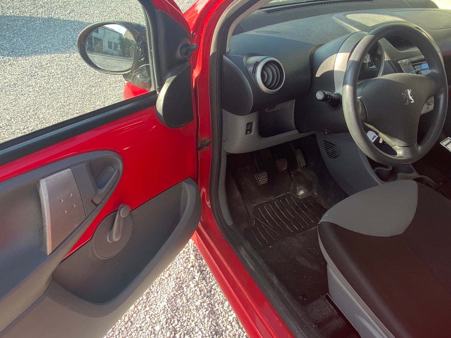 Peugeot 107 1000 essence 4 portes