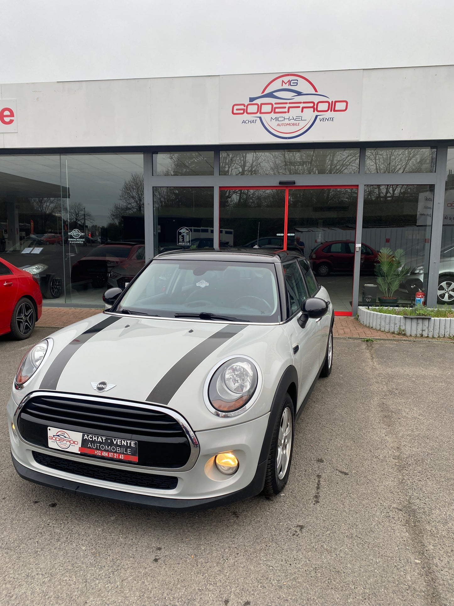 MINI COOPER 5 portes 1500 essence