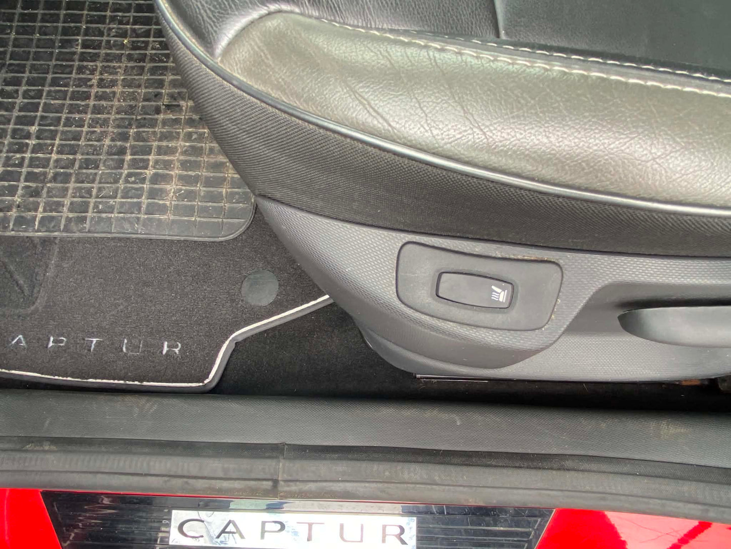 RENAULT CAPTUR 1200 TCe AUTOMATIQUE