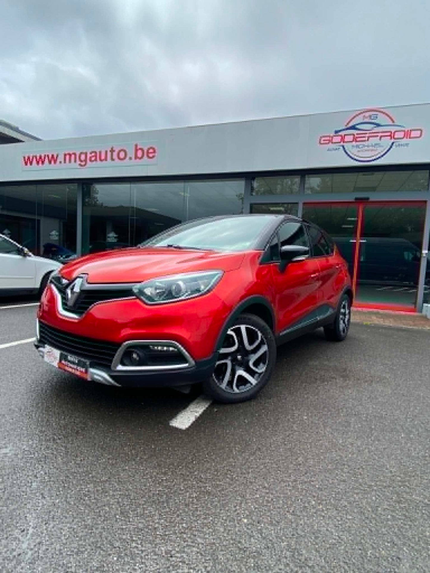 RENAULT CAPTUR 1200 TCe AUTOMATIQUE