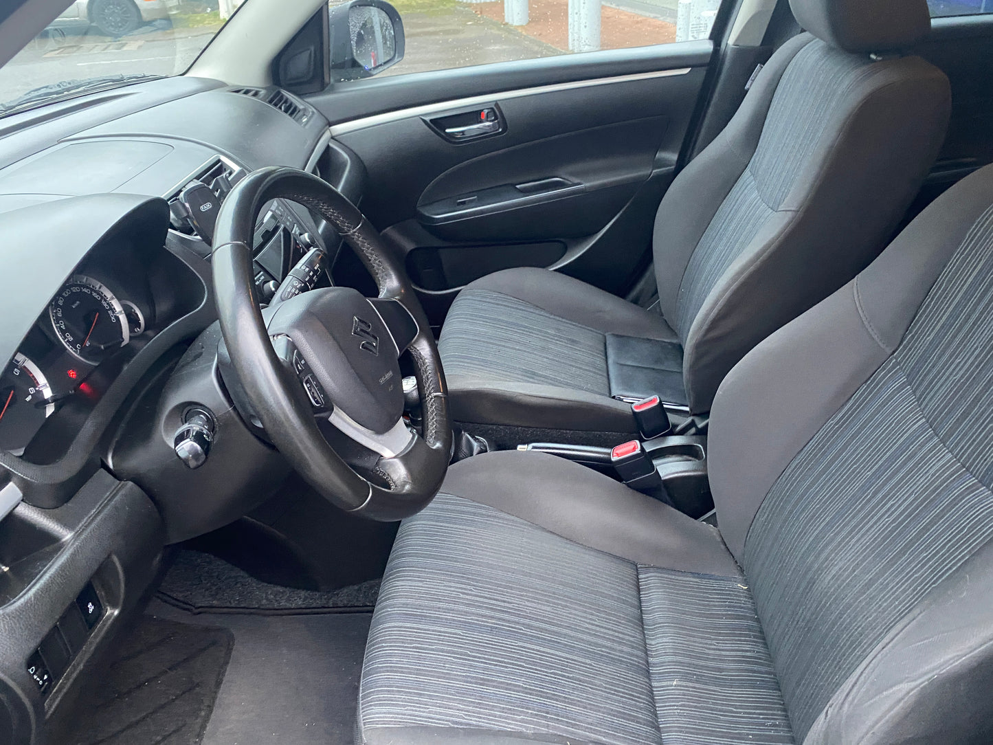SUZUKI SWIFT 1300 CRDI