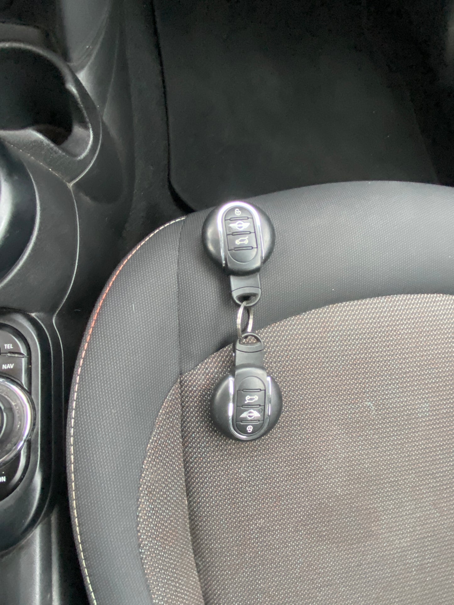 MINI COOPER 5 portes 1500 essence