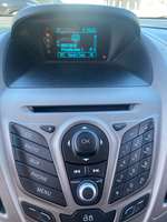 FORD TOURNEO COURIER 1000 essence