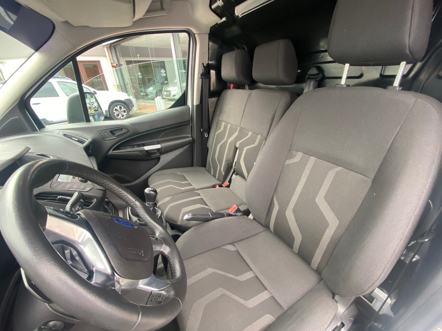 Ford Transit Connect 3 places