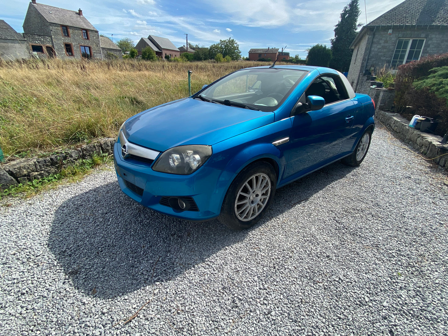 Opel Tigra 1400 essence