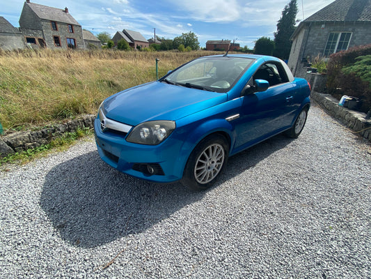 Opel Tigra 1400 essence