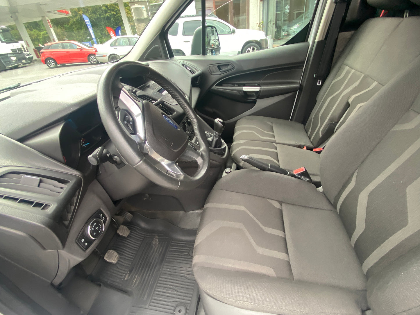 Ford Transit Connect 3 places