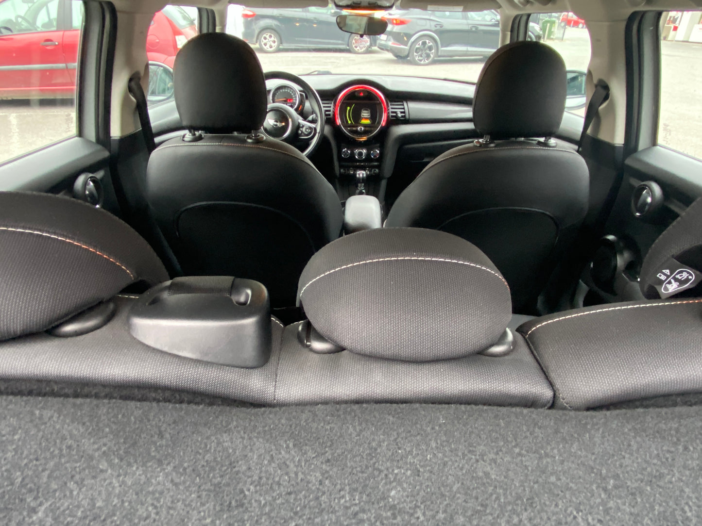 MINI COOPER 5 portes 1500 essence