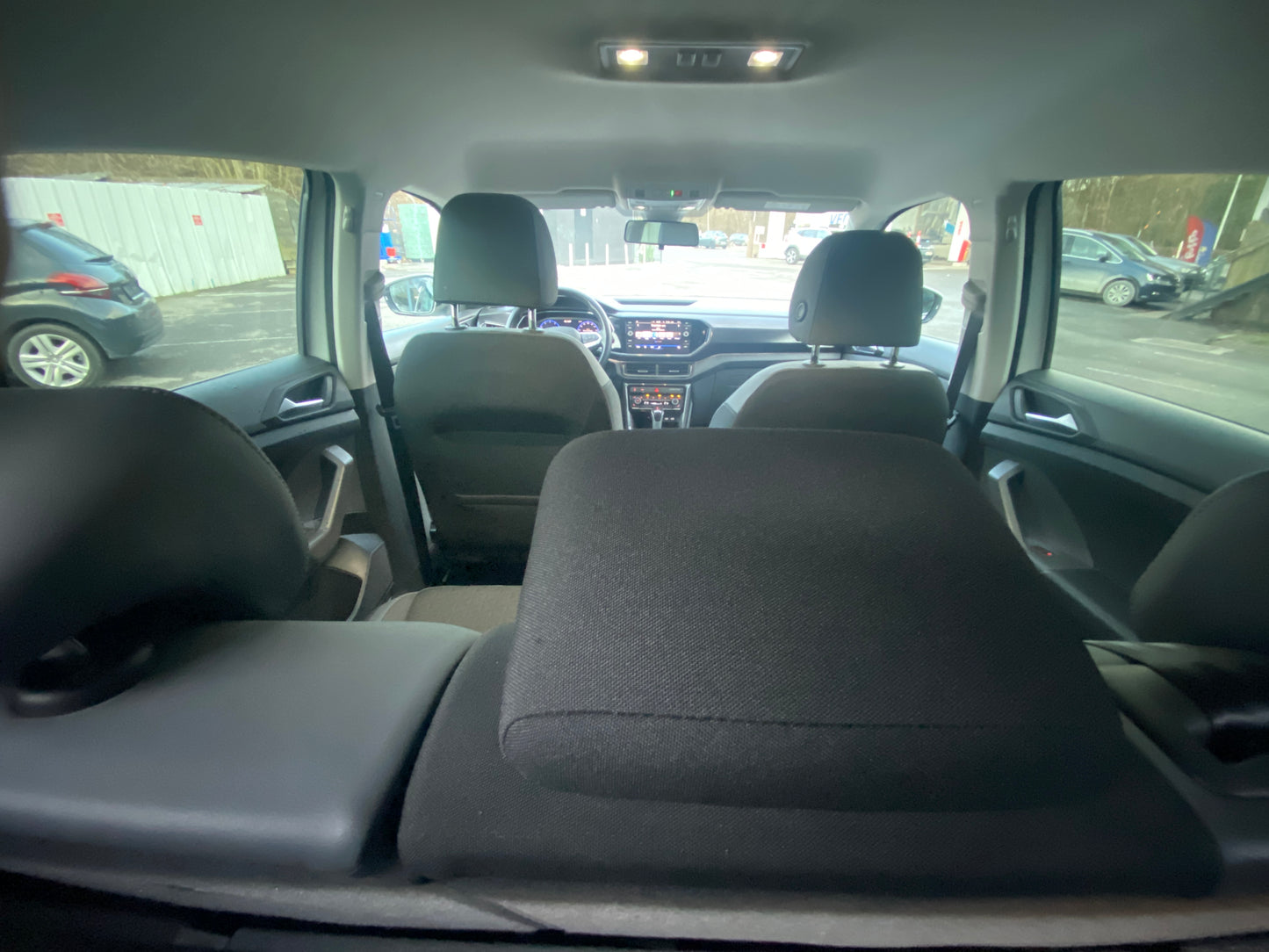 VW T-Cross 1000cc boîte automatique