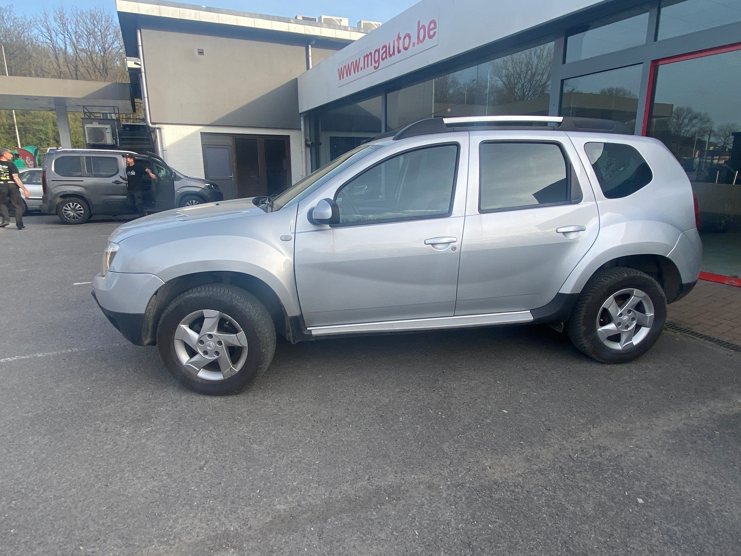 DACIA DUSTER AMBIANCE 4X2 1600 ESSENCE