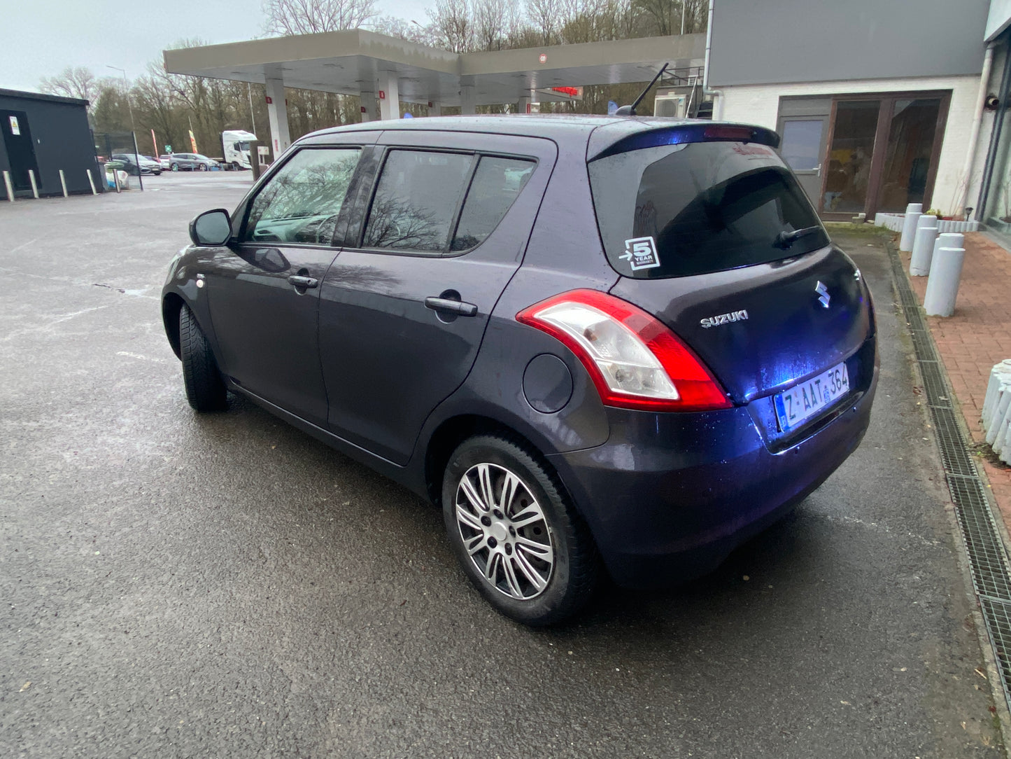 SUZUKI SWIFT 1300 CRDI