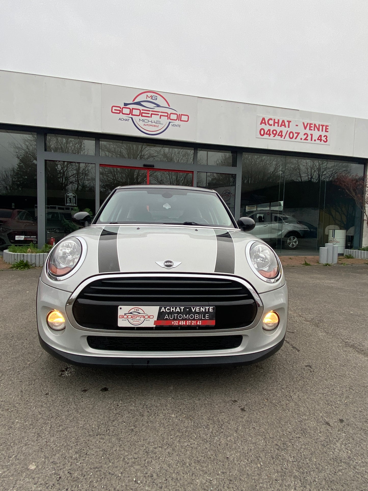 MINI COOPER 5 portes 1500 essence