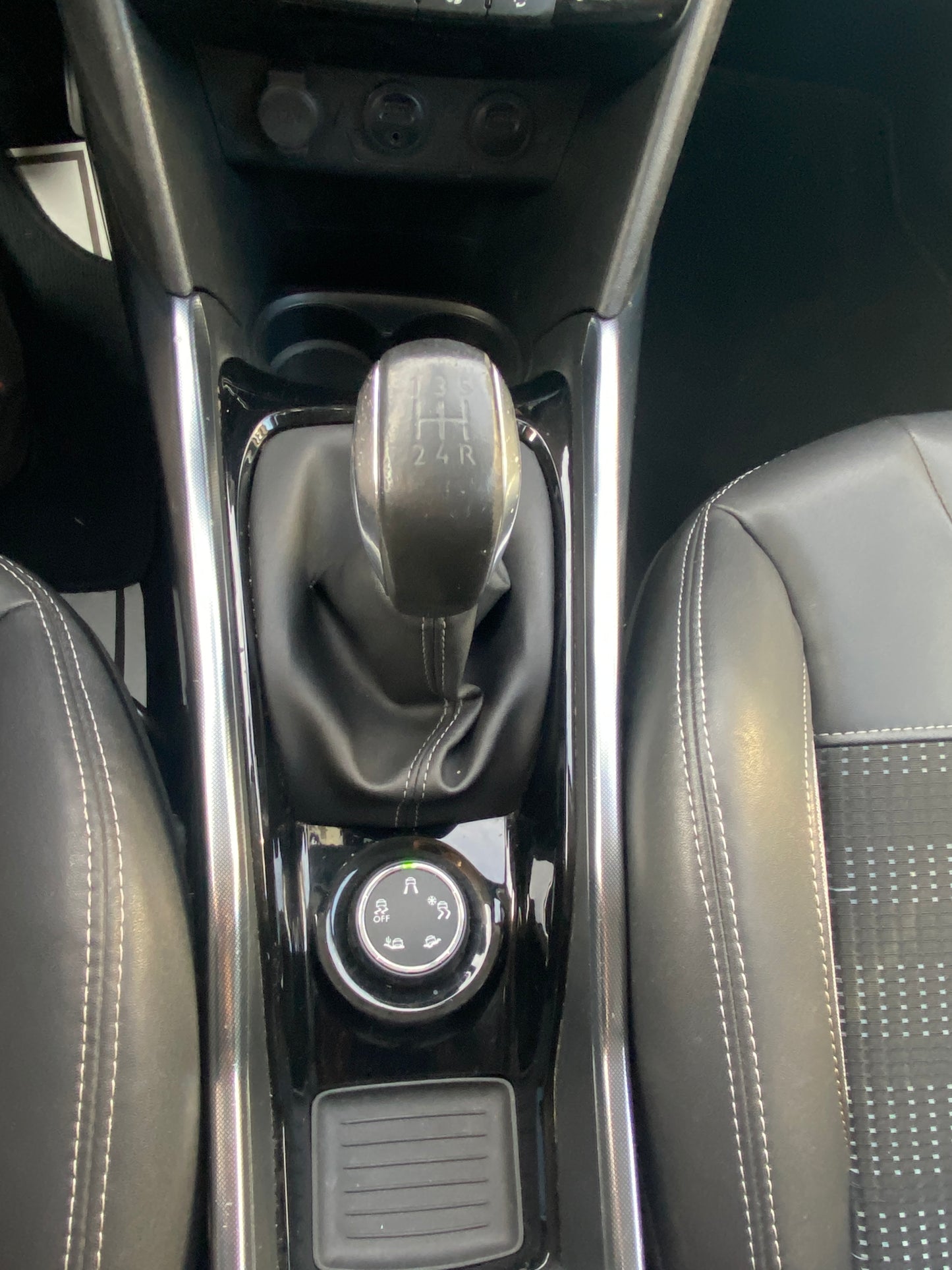 Peugeot 2008 1600hdi 145000kms