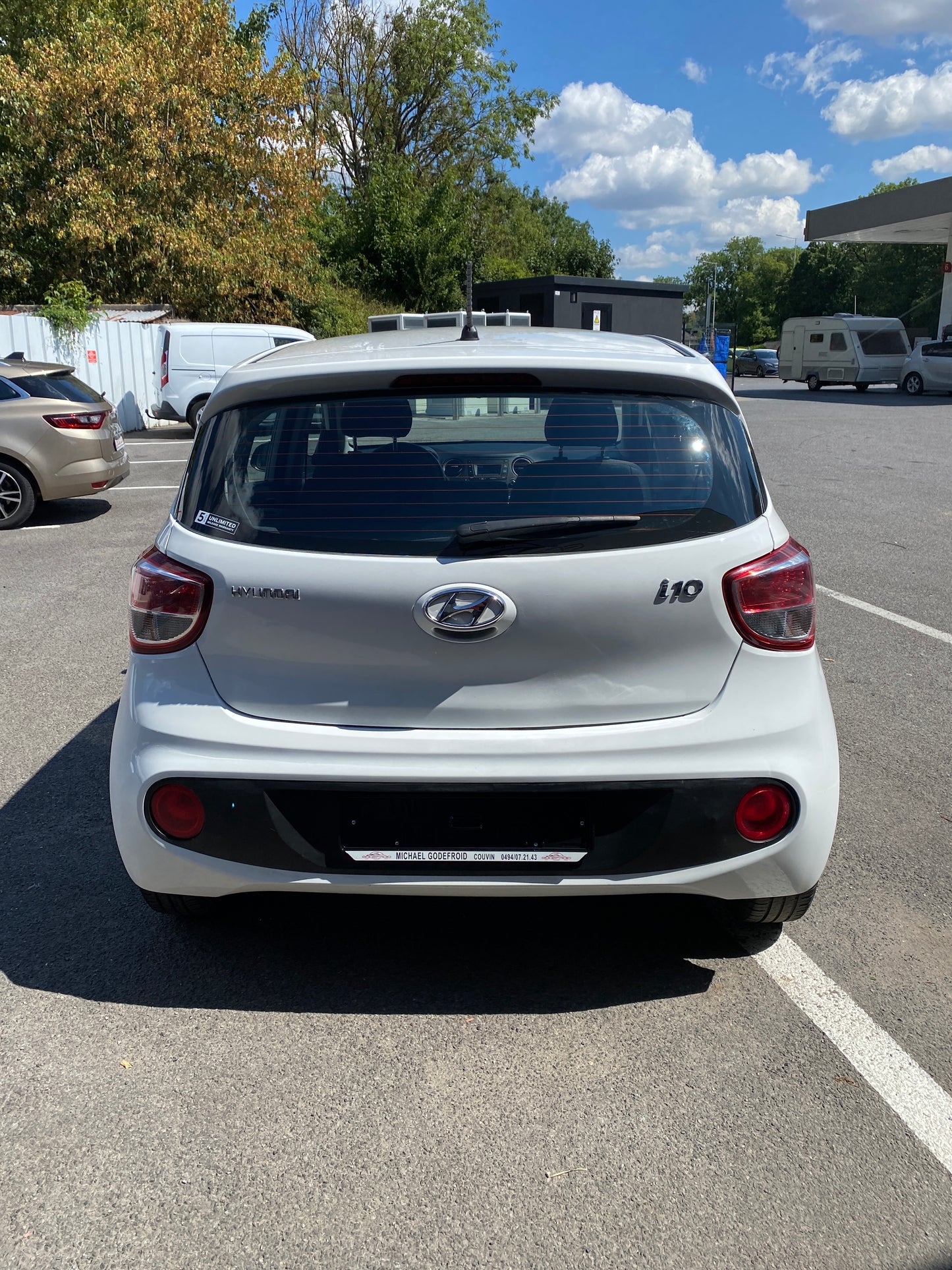 Hyundai i10 SEULEMENT !!!! 20000kms!!!!!