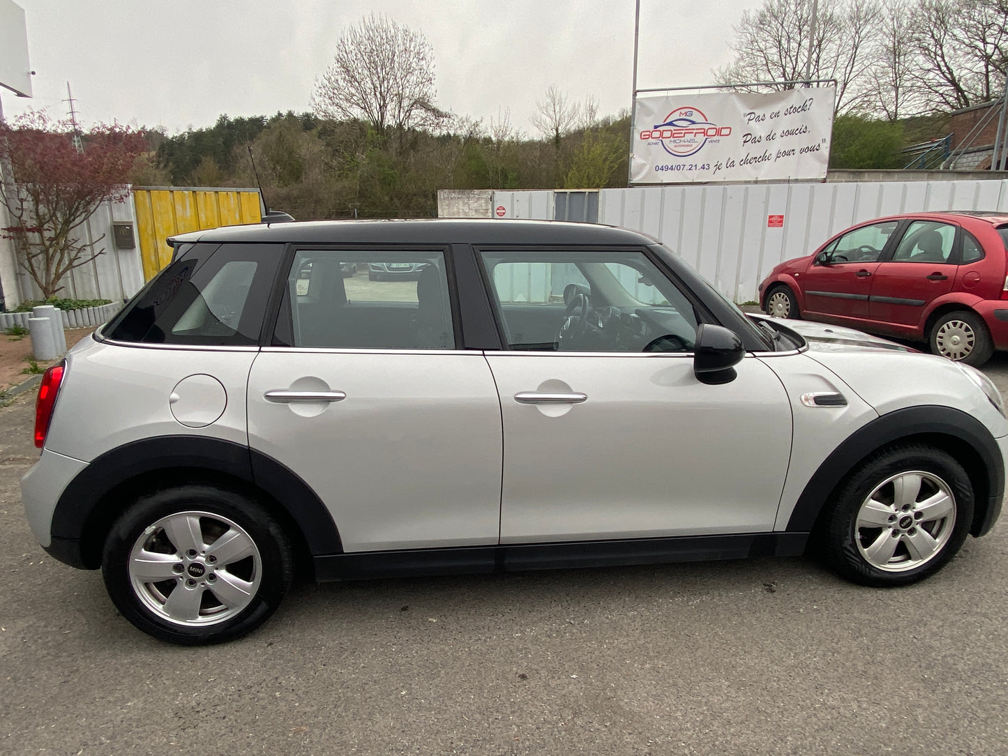 MINI COOPER 5 portes 1500 essence